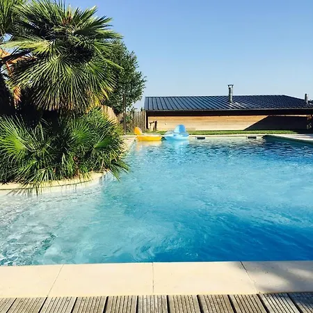 Le Mas Des Peyres Casa vacanze *
